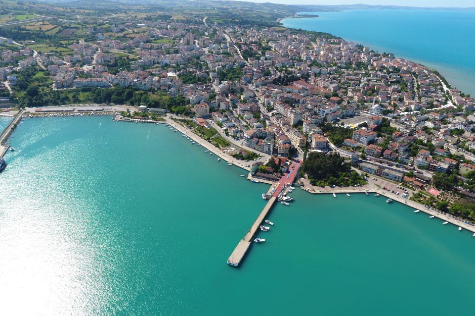 Gerze Otelleri ile sakin, huzurlu ve keyifli bir Karadeniz konaklamasını keşfedin.